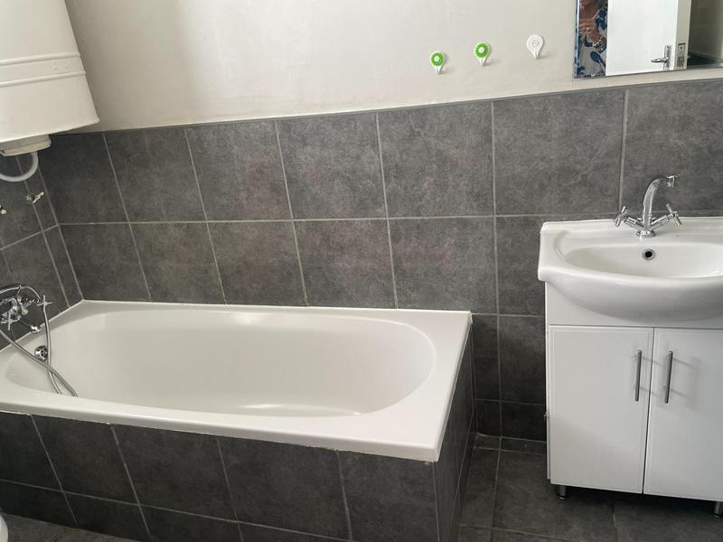 1 Bedroom Property for Sale in Kempenville Western Cape